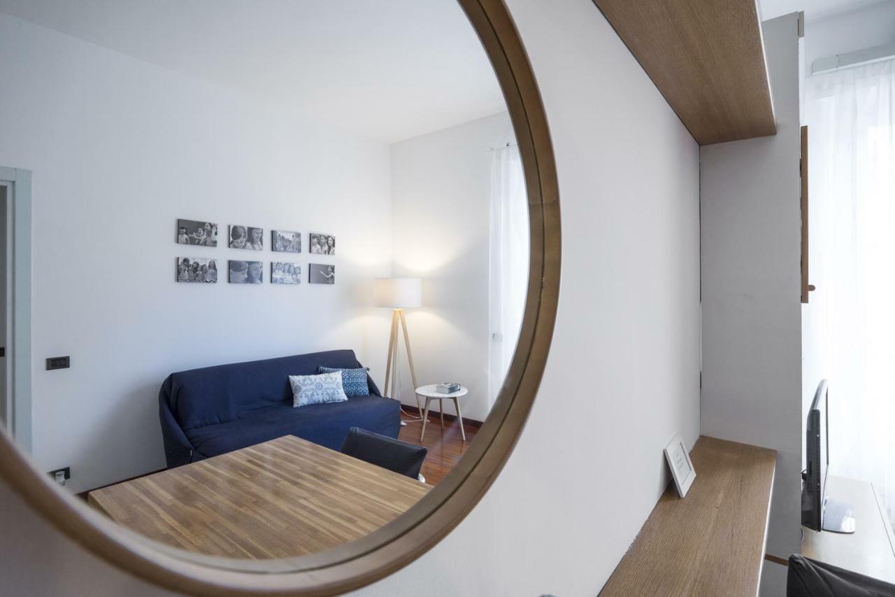 Апартаменти Hacca Collection - Bocconi, Navigli 1Br Мілан Екстер'єр фото