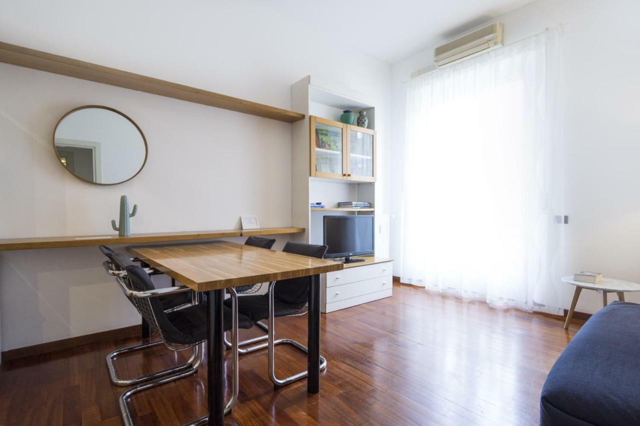 Апартаменти Hacca Collection - Bocconi, Navigli 1Br Мілан Екстер'єр фото